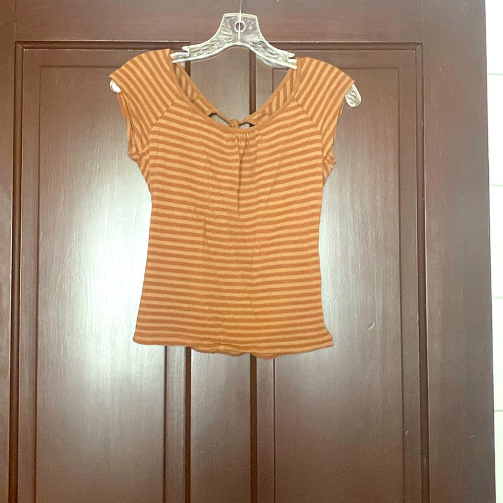 Ing open back shirt from the 2000’s fair condition